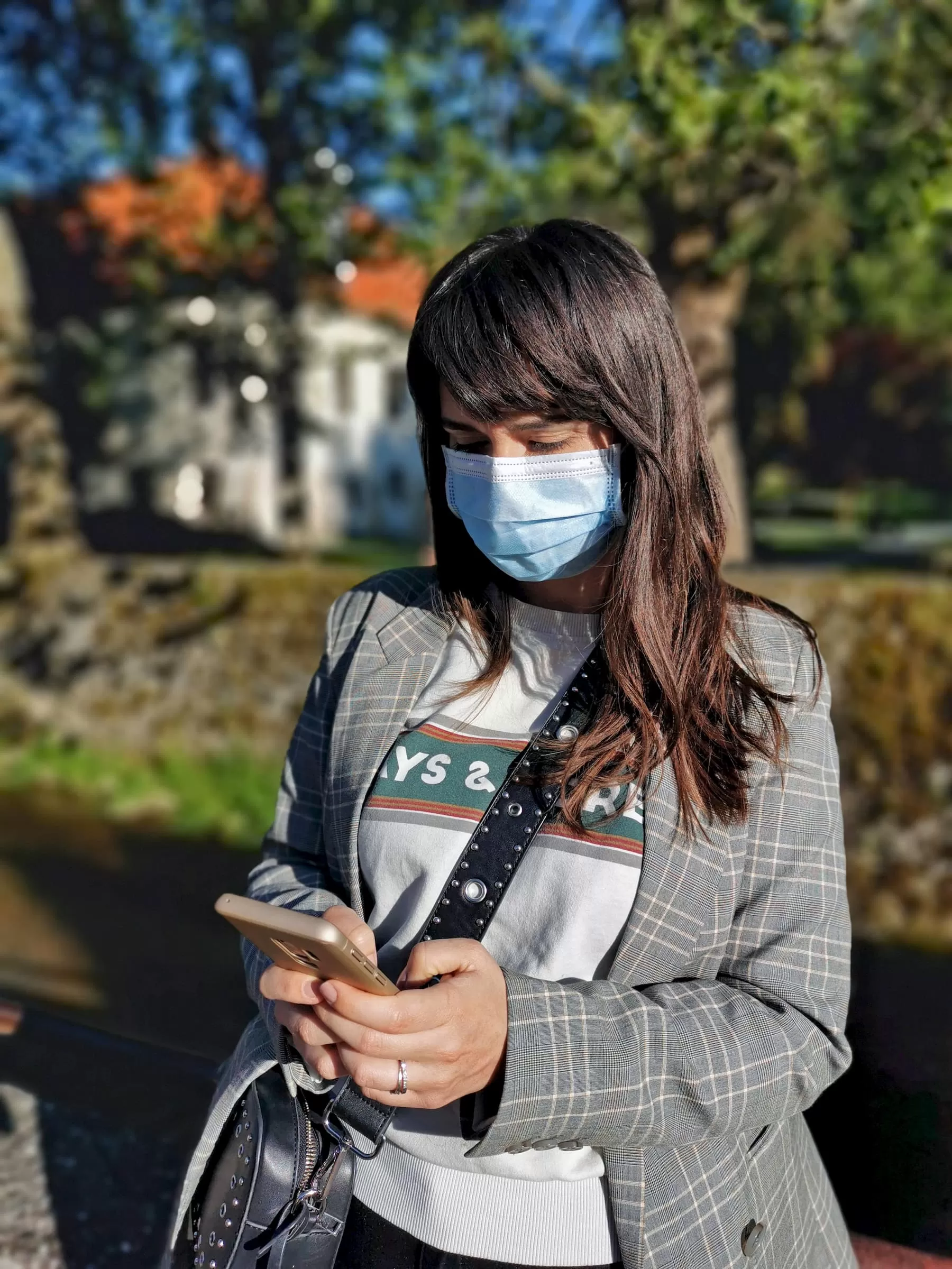 estudiante universitaria mascarilla curso escolar 2020