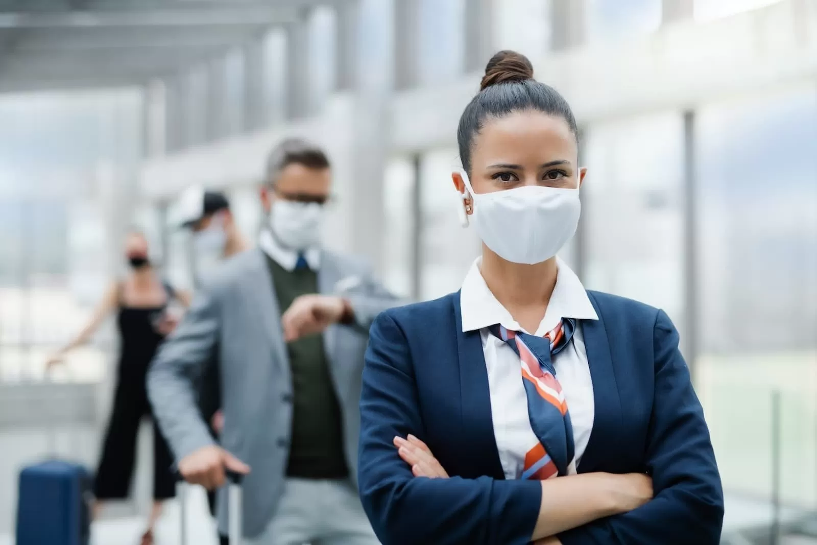 Por qué hacer un curso de azafata de vuelo 